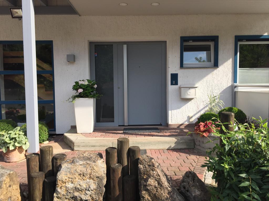 Pension-Ferienwohnung Liesbachtal Direkt Am Waldrand Bayerische Rhoen Schönau an der Brend エクステリア 写真